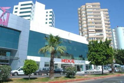 Hastane Bilgi İşlem Merkezi – VRF Sistem
